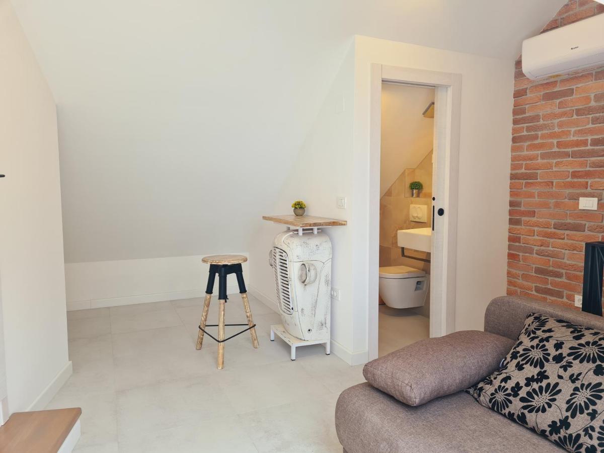 Beach Apartment Renco Sumpetar Extérieur photo