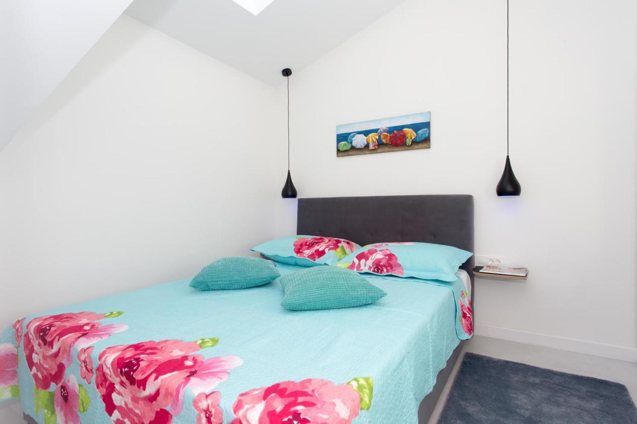 Beach Apartment Renco Sumpetar Extérieur photo