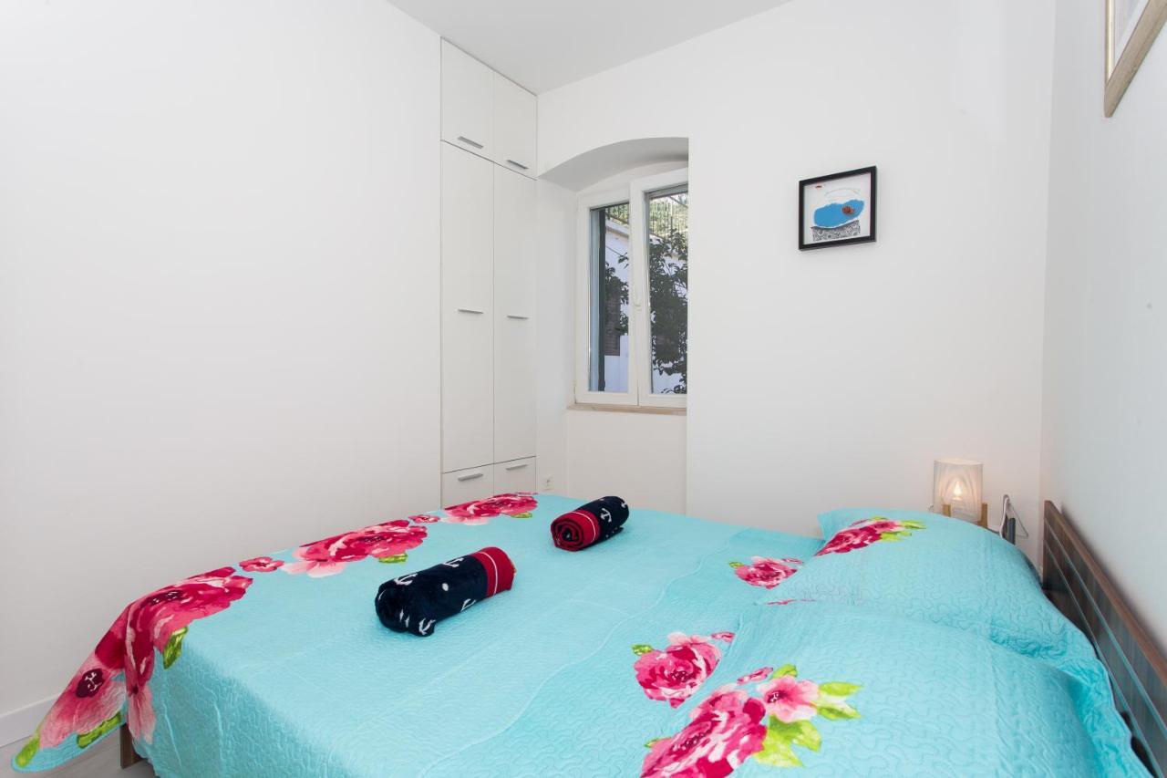 Beach Apartment Renco Sumpetar Extérieur photo